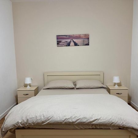 Vivo Apartment Durrës Extérieur photo